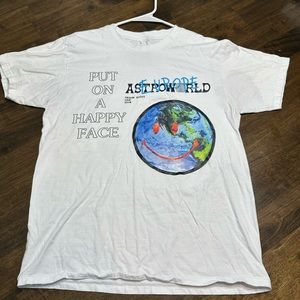 Unisex 2018 Astroworld Shirt. Color: White. Size: Large